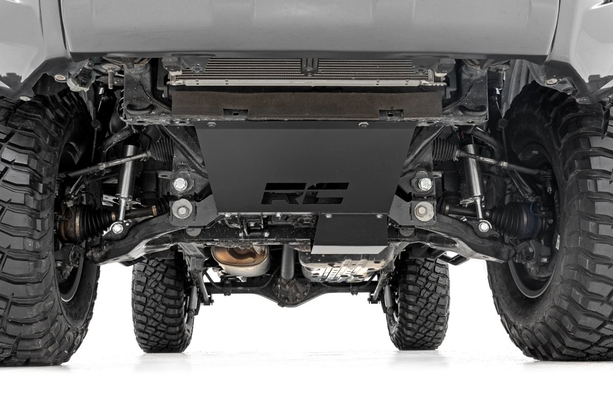 Toyota 4Runner Suspension Lift Kit - Rough Country - 6 Inch Lift Kit | M1 Struts - '15-'20